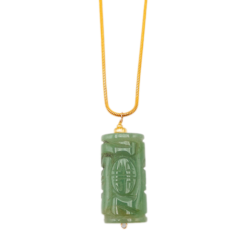 Pendentif Jade Gravé