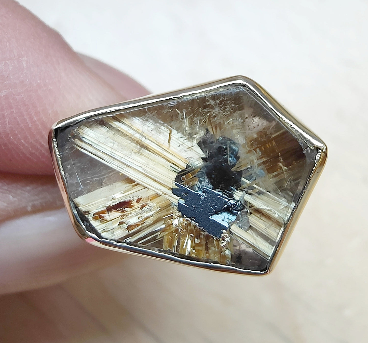 Bague Rutile doré étoilé