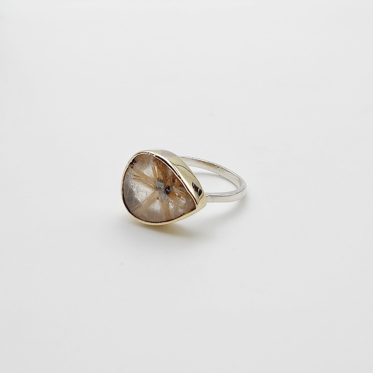 Bague Rutile doré étoilé