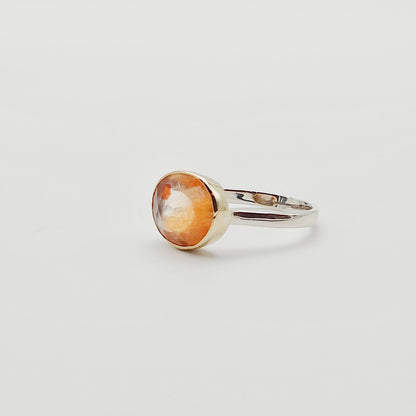 Bague Pierre de soleil facéttée