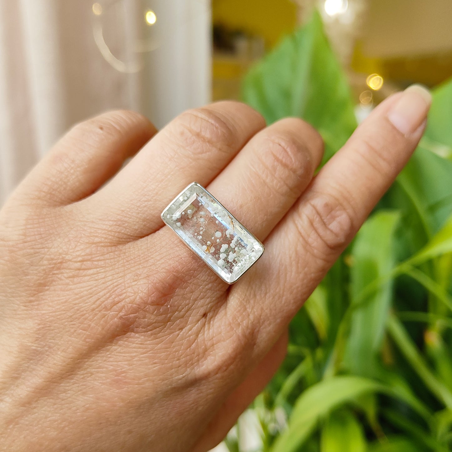 Bague Cristobalite blanche